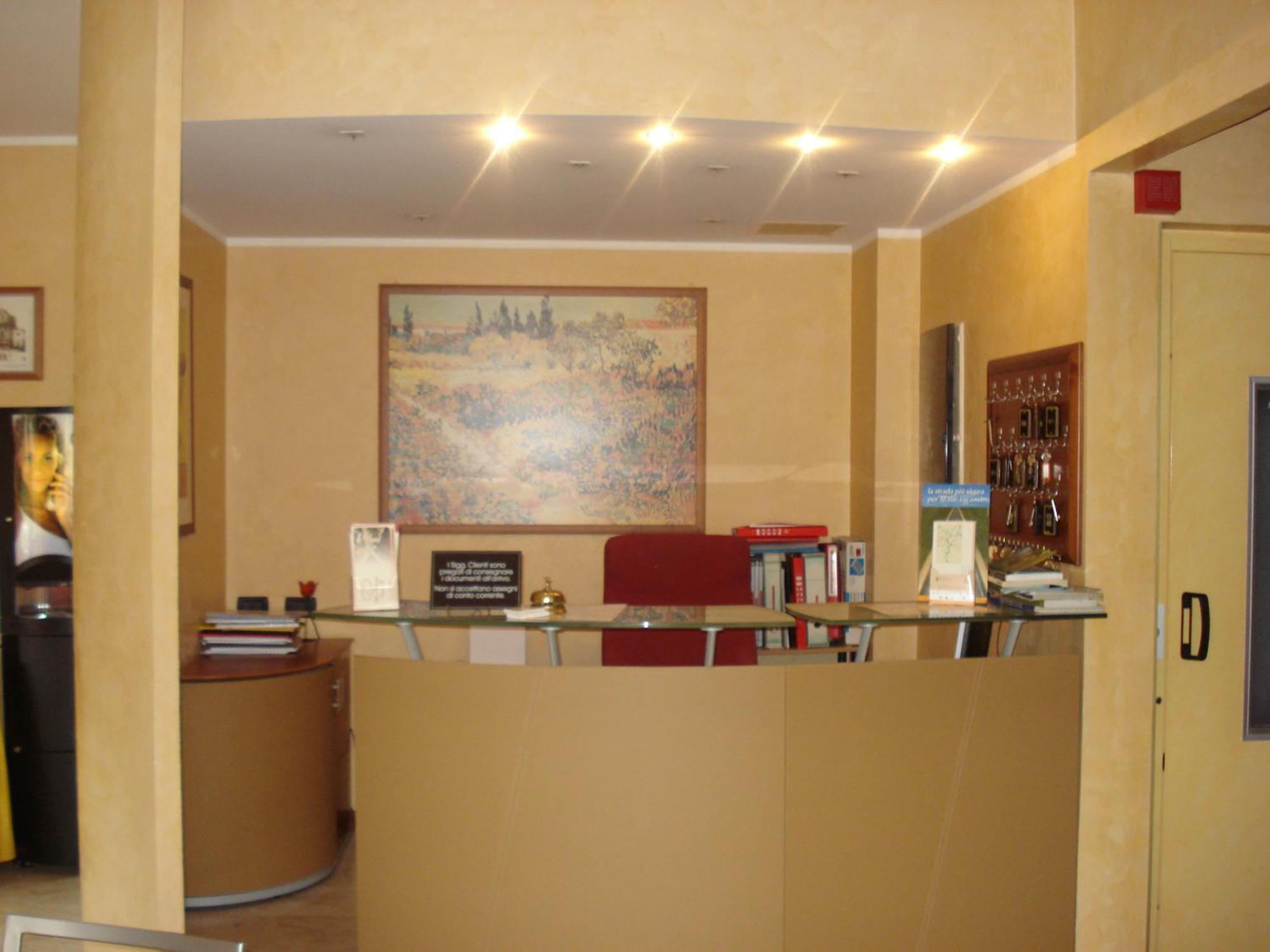 Albergo Sangrila Lanzo Torinese Exteriér fotografie
