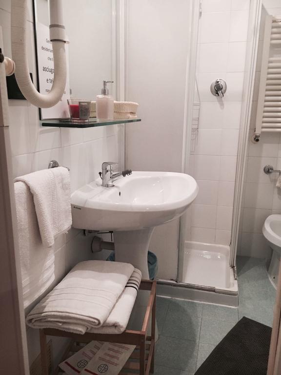Albergo Sangrila Lanzo Torinese Pokoj fotografie
